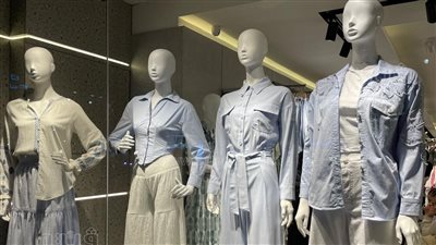 تخفيضات تصل لـ 50%، أسعار الملابس في المحال التجارية خلال موسم عيد الفطر (صور)