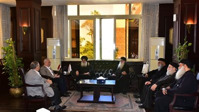 مصطفى ألهم يستقبل الأسقف العام لإيبارشية الأقصر للأقباط الأرثوذكس