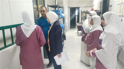 صحة أسيوط تشن جولة مفاجئة على مستشفى أبنوب لمتابعة وتقييم أداء الخدمات خلال العطلة