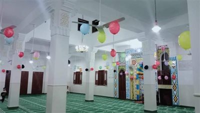  مساجد البحيرة تتزين بالبالونات لاستقبال عيد الفطر (صور)