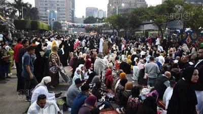 الآلاف يؤدون صلاة عيد الفطر المبارك بساحات ومساجد الدقهلية (بث مباشر)