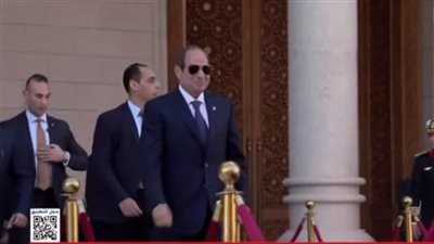 السيسي يغادر مسجد مصر الكبير بعد أداء صلاة عيد الفطر