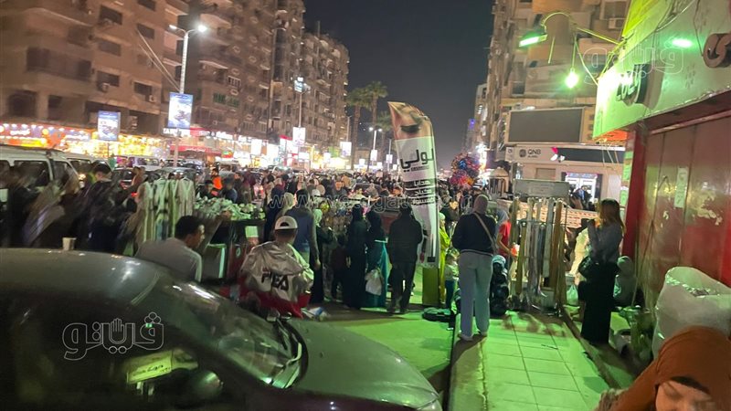 زحام بشارع العريش