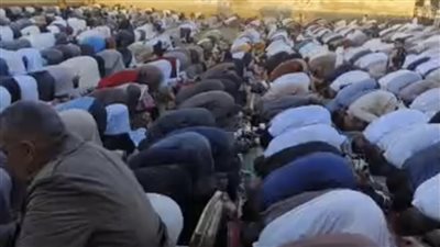 تطاير للبلالين وفرحة الأطفال عقب صلاة عيد الفطر في الساحات ومساجد الدقهلية (صور)