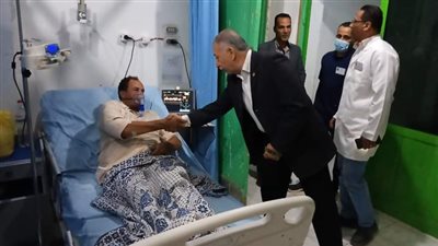 رئيس الداخلة يقدم التهنئة للمرضى بالمستشفى العام بمناسبة عيد الفطر المبارك