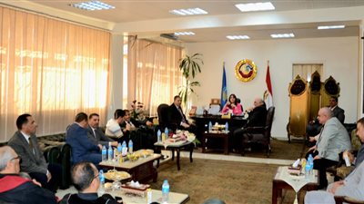 نائبة محافظ البحيرة تستقبل المهنئين بعيد الفطر بديوان عام المحافظة 