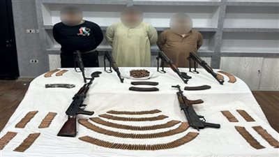 ضبط 3 أشخاص بحوزتهم 6 بنادق آلية وذخائر في المرج 