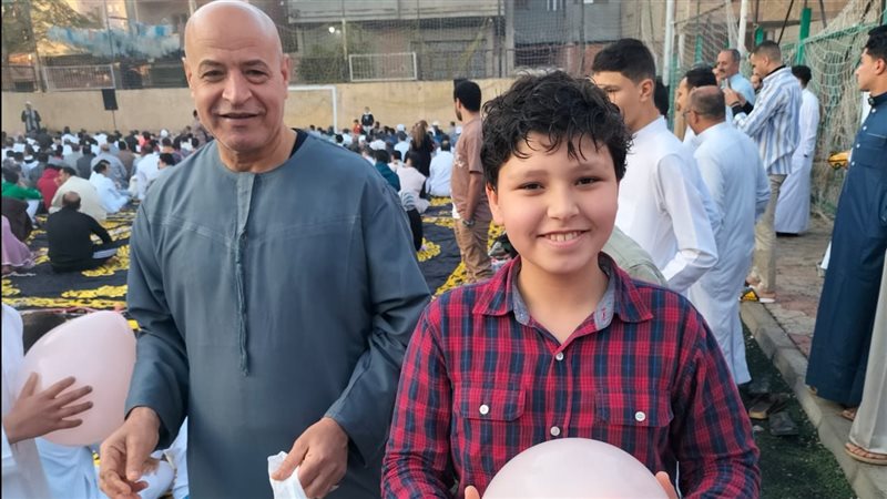 فرحة الأهالي بعيد