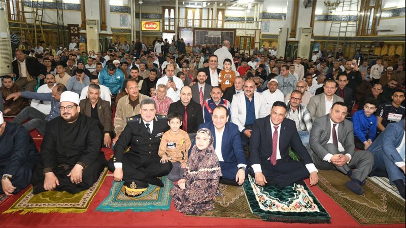محافظ الدقهلية يؤدي