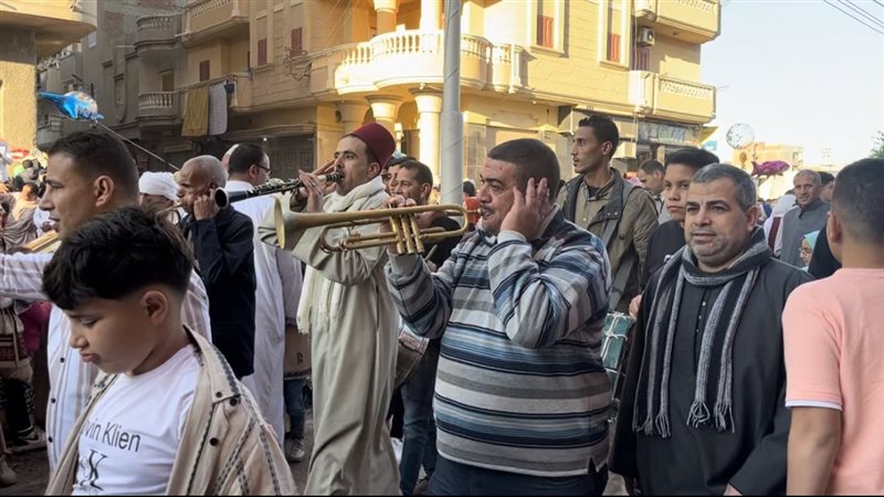مظاهر الاحتفال بعيد