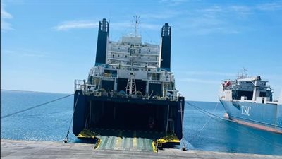 انتظام حركة العمل بالموانئ البحرية خلال أول أيام عيد الفطر (صور)