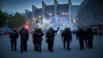 طائرات وقوات النخبة، تكثيف أمني بمباراة باريس سان جيرمان وبرشلونة بسبب تهديدات داعش