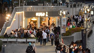 زحام شديد على ممشى أهل مصر في أول أيام عيد الفطر المبارك (صور) 