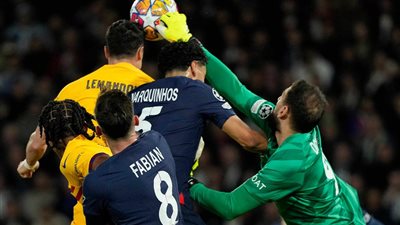 دوري أبطال أوروبا، رافينيا يتقدم لبرشلونة بالهدف الأول أمام باريس سان جيرمان 