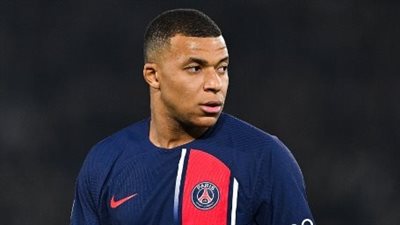 مبابي على دكة بدلاء باريس أمام لوهافر في مباراة التتويج بالدوري الفرنسي 