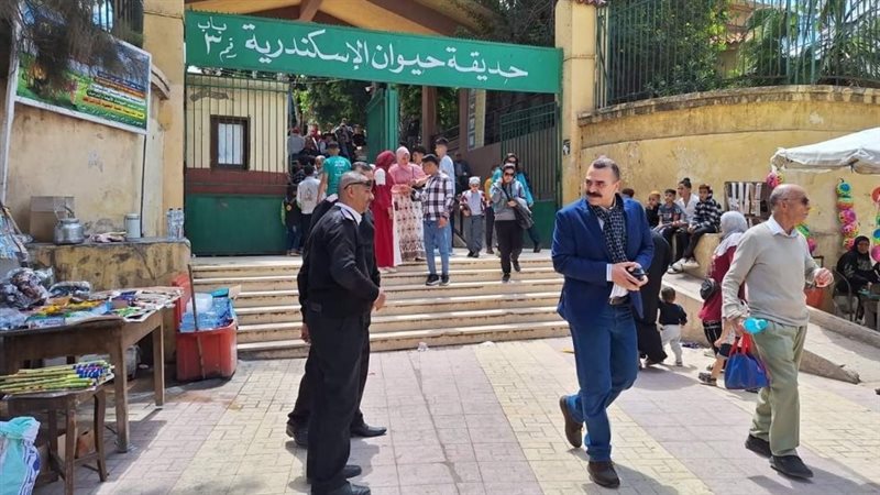 إقبال متوسط على حديقة