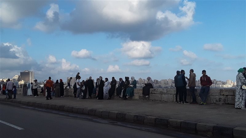 إقبال كبير على كورنيش