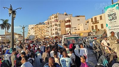 زحام بشوارع وميادين الأقصر في ثاني أيام عيد الفطر (بث مباشر)