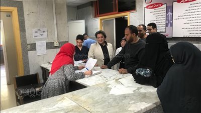 مدير التأمين الصحي يتفقد مستشفى بني سويف لمتابعة انتظام العمل خلال العيد