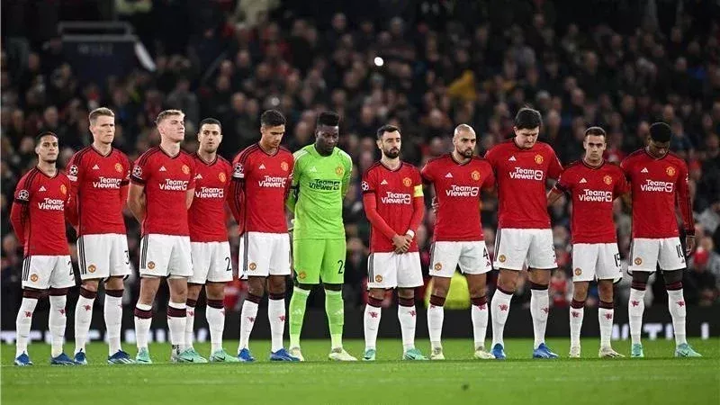 مانشستر يونايتد يتخطى