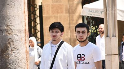 لليوم الثالث على التوالي، حضور طاغي للجاليات الأجنبية بحديقة الأزهر في عيد الفطر (صور) 