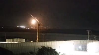 سقوط صاروخ على نيريم في موقع إعادة بناء منازل مدمرة منذ هجوم 7 أكتوبر