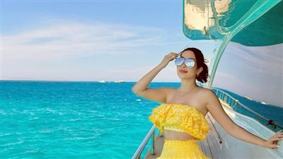 نسرين طافش تثير الجدل بسبب صورها في الجونة (صور)