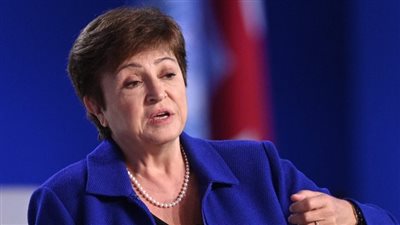 كريستالينا جورجيفا تفوز بولاية جديدة لرئاسة صندوق النقد.. وتوقعات بانحسار التضخم وانتعاش التجارة العالمية بالعام المقبل.. وتقارير: تأثر 60% من الوظائف بالذكاء الاصطناعي