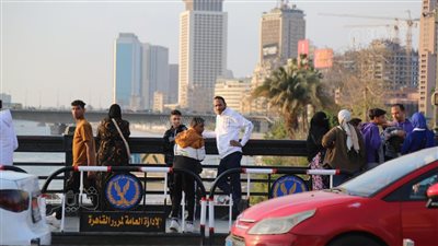 إقبال على كورنيش النيل في رابع أيام عيد الفطر المبارك (صور) 
