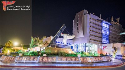 مطار القاهرة يستقبل 500 ألف راكب خلال عيد الفطر 