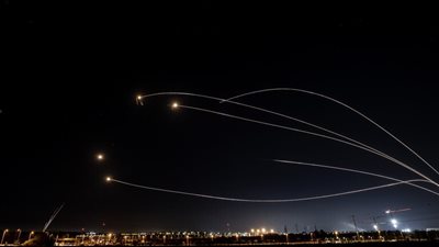 الدفاعات الجوية السورية تتصدى لصواريخ إسرائيلية حاولت التصدي للصواريخ الإيرانية