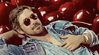 رايان جوسلينج يغني 