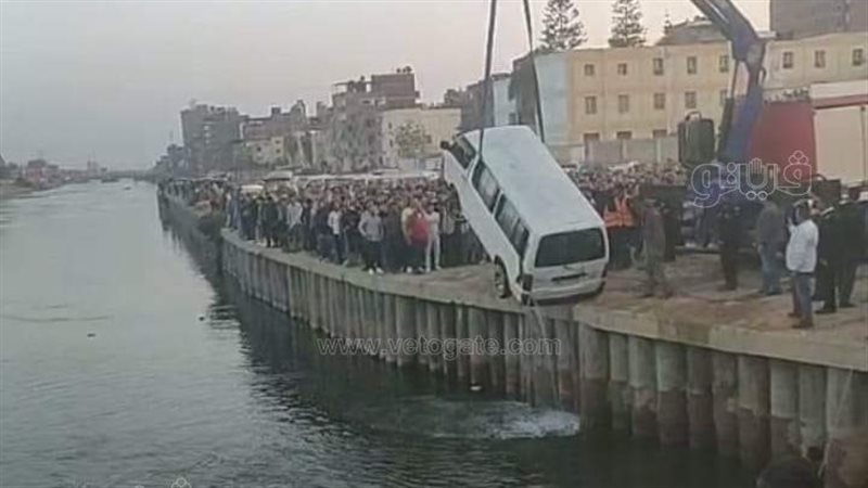 انتشال سيارة ترعة