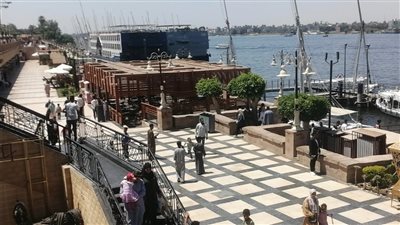 رحلات نيلية وصور تذكارية، مظاهر احتفال المواطنين بآخر أيام الإجازة في الأقصر (صور)