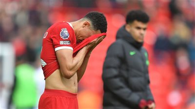 مانشستر سيتي يسخر من هزيمة ليفربول أمام كريستال بالاس بصورة