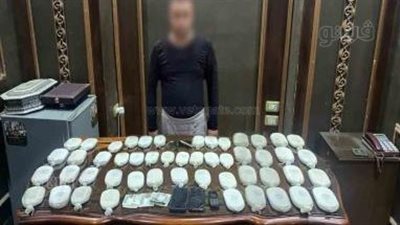 سقوط 8 عناصر إجرامية بحوزتهم مخدرات وأسلحة نارية بـ 2.1 مليون جنيه (صور)