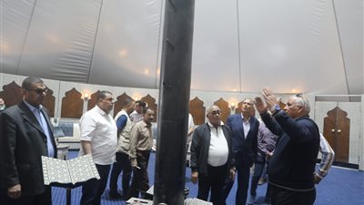 تطوير ميدان المطار وخيمة بدوية لاستقبال ضيوف العاصمة الإدارية لمحافظة الوادي الجديد (صور)