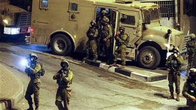 قوات الاحتلال تقتحم عددا من أحياء مدينة الخليل