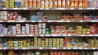 انخفاض أسعار الفول والبقوليات المعلبة 15% 