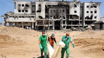 حماس تطالب المجتمع الدولي بتقديم إسرائيل للمحاكمة عقب اكتشاف مقبرة جماعية في مستشفى الشفاء