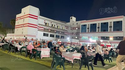 من البط للكشري.. الأزمات تلاحق الزمالك على السوشيال ميديا.. انتقادات للأبيض بسبب وجود طيور في حمام السباحة.. وعربية طعام تفجر أزمة