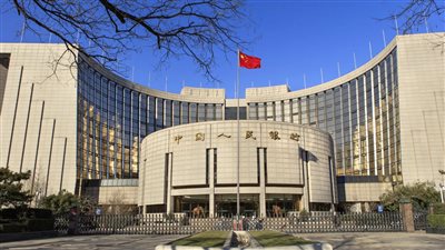 البنك المركزي الصيني يُبقي على سعر الفائدة ويسحب الأموال