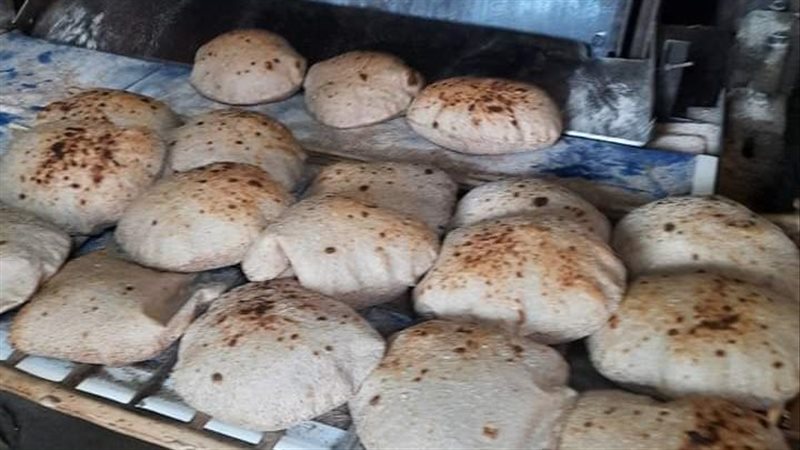 ضبط 16 طن دقيق فى