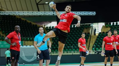 رجال يد الأهلي يواجه الزمالك في نهائي السوبر الإفريقي