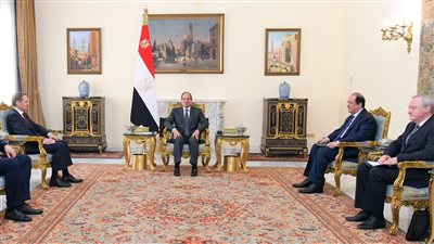  أزمات غزة وأوكرانيا وأفغانستان ومكافحة الإرهاب تتصدر مباحثات السيسي ورئيس الاستخبارات الروسية