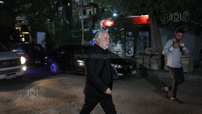 أحمد عبد العزيز وأشرف زكي والغيطي أبرز الحضور في عزاء شيرين سيف النصر (صور) 