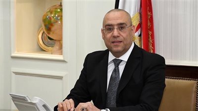 وزير الإسكان: إزالة تعديات واسترداد ٩٥٨٧ مترا بالسويس الجديدة