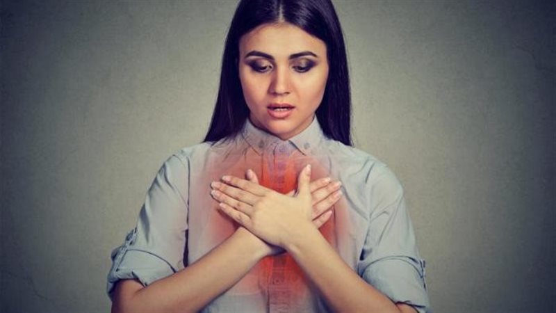 حساسية الصدر، فيتو