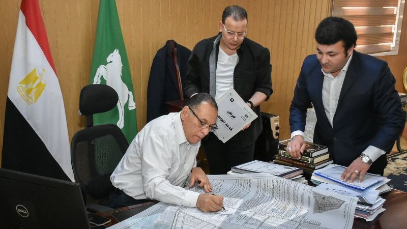 المحافظ اعتمد المخطط