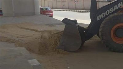 رفع 400 حالة إشغال بالطالبية وغلق 3 محلات بدون ترخيص بالعمرانية (صور)